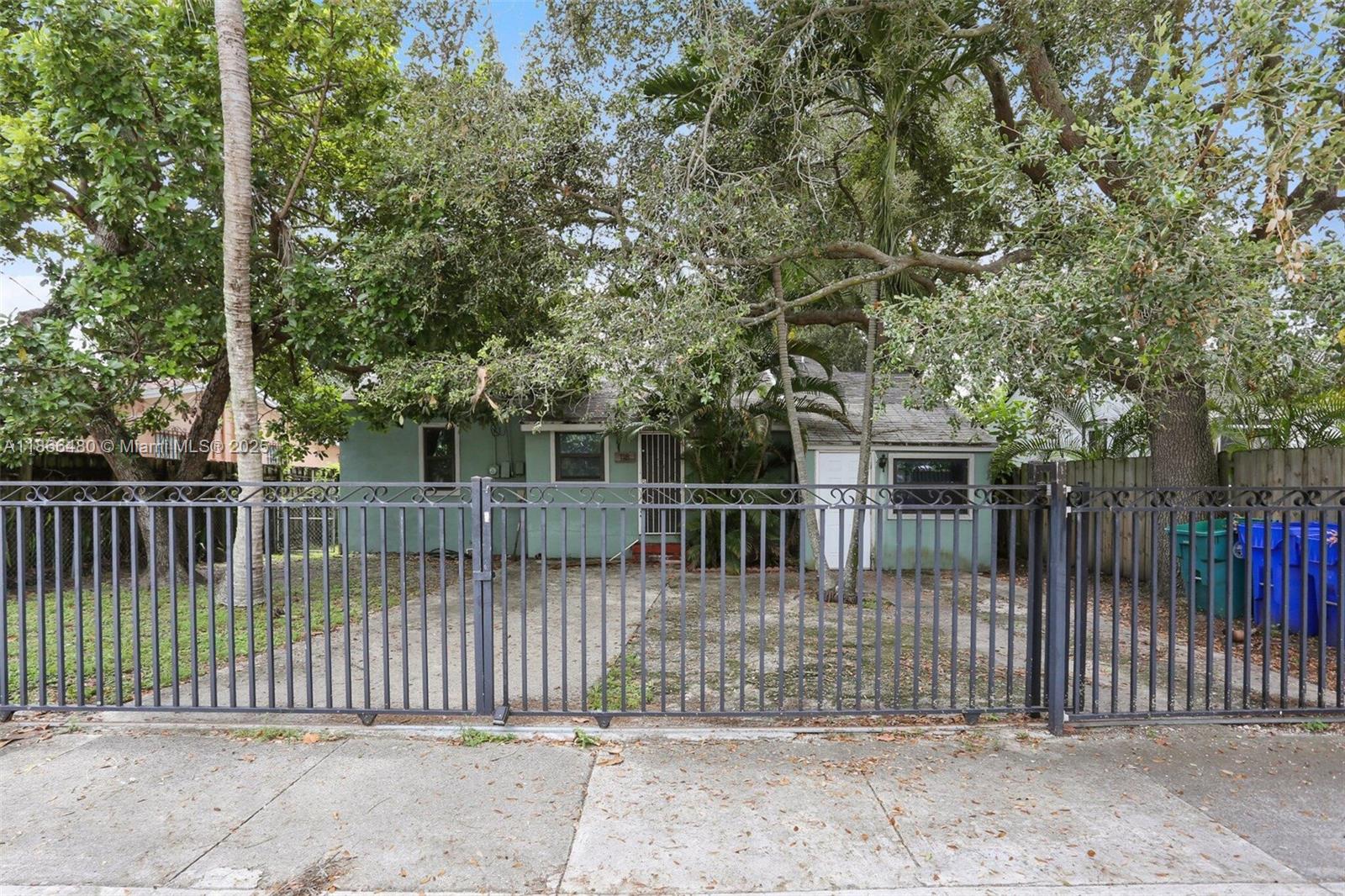 118 NW 44th St