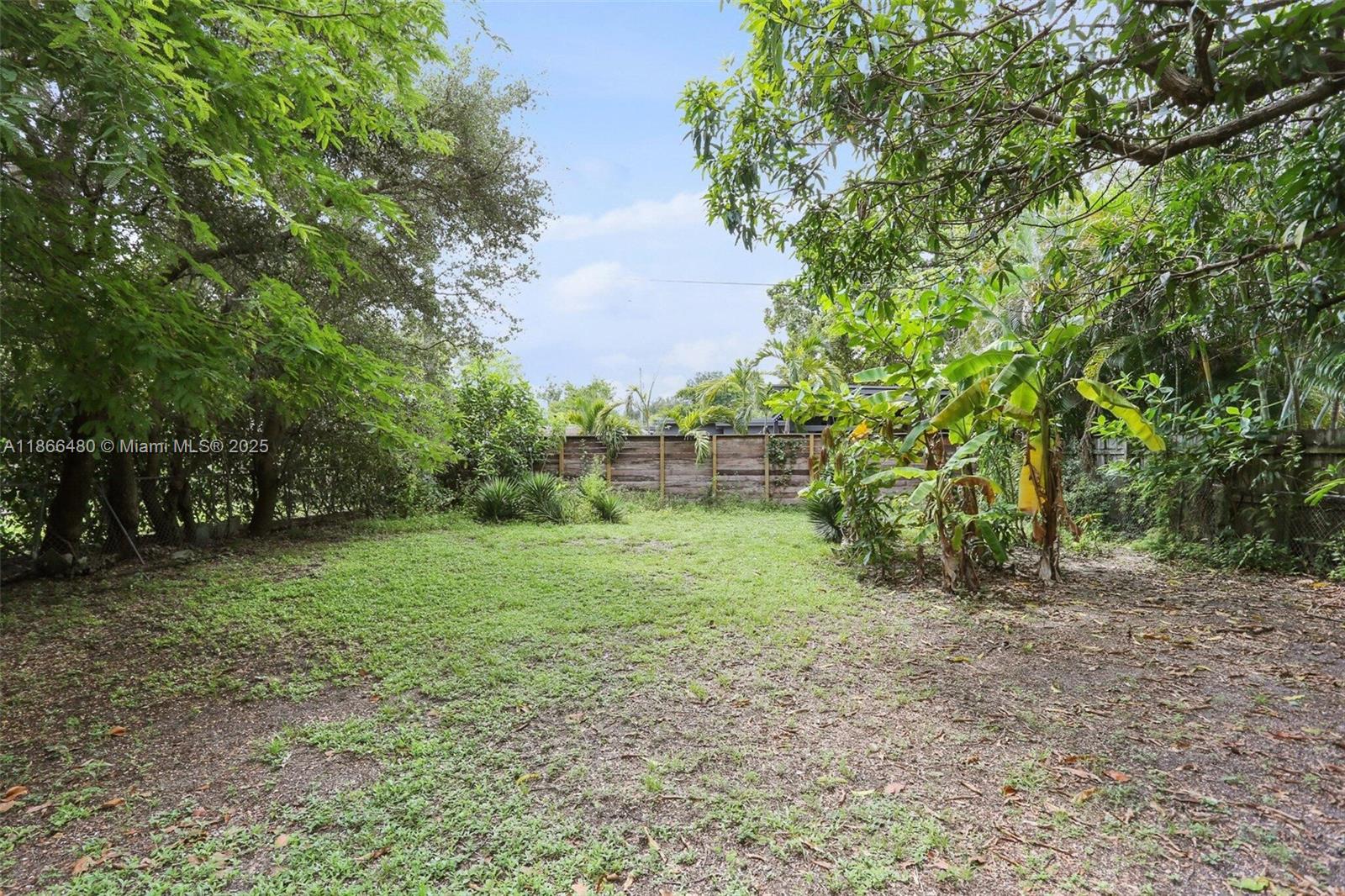 118 NW 44th St