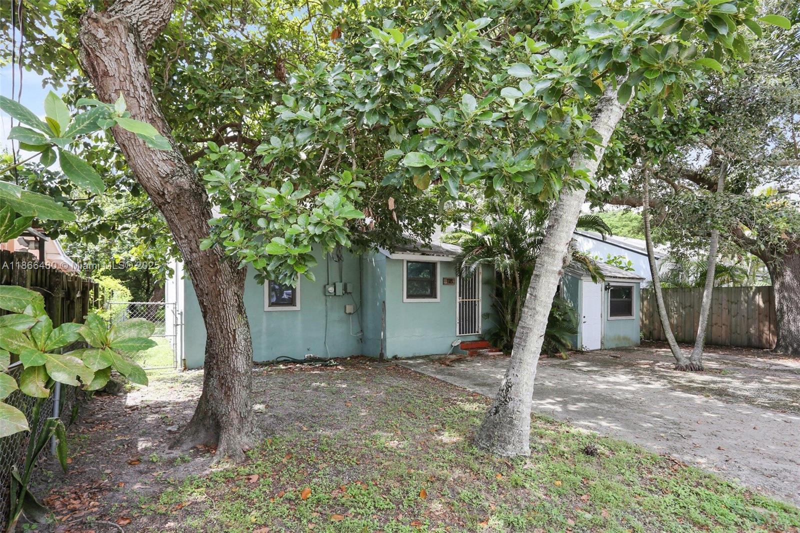118 NW 44th St