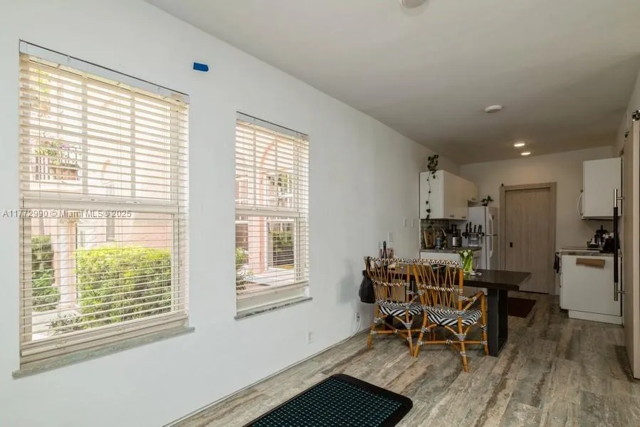 Miami Beach, Florida 33139, United States, 1 Bedroom Bedrooms, ,1 BathroomBathrooms,Residential,Active,99921