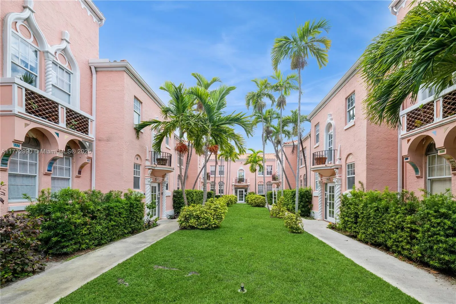 Miami Beach, Florida 33139, United States, 1 Bedroom Bedrooms, ,1 BathroomBathrooms,Residential,Active,99921