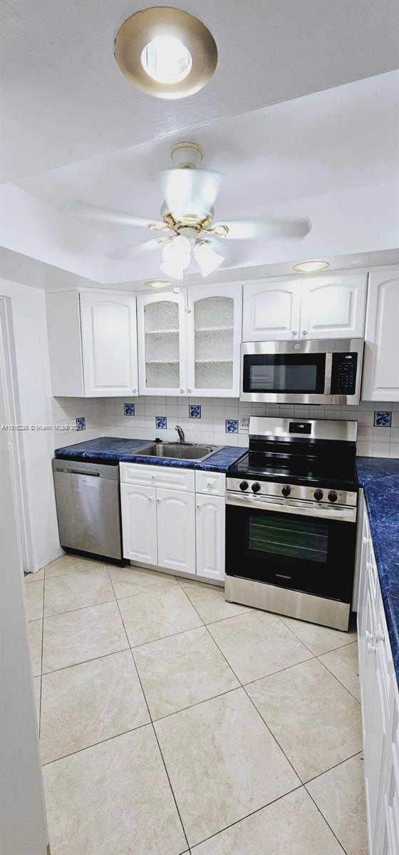 1100 Pine Dr 106