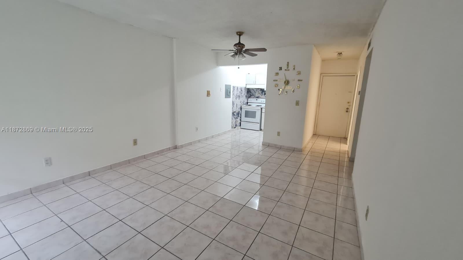 EL CID CONDO - Residential