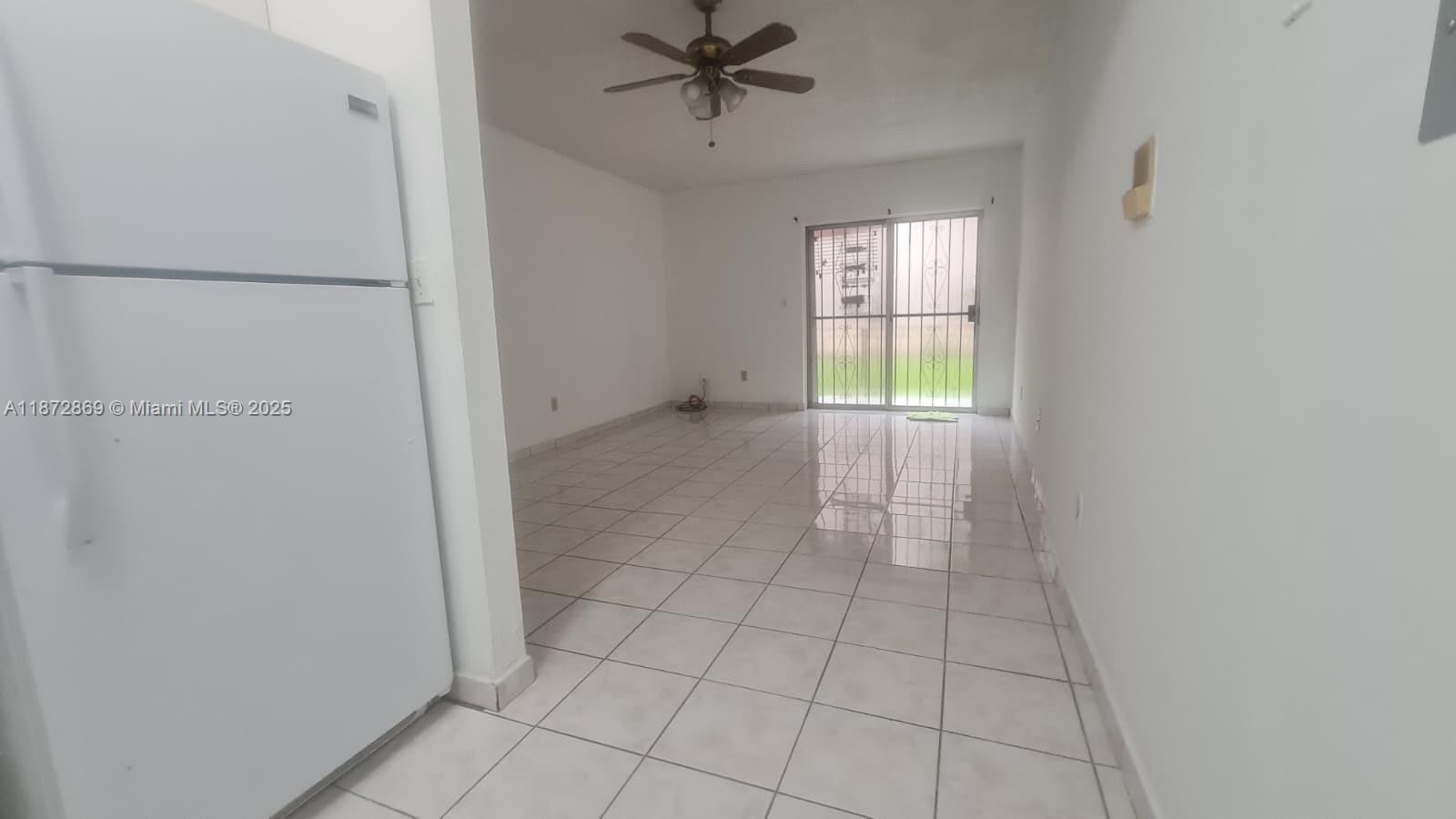 EL CID CONDO - Residential