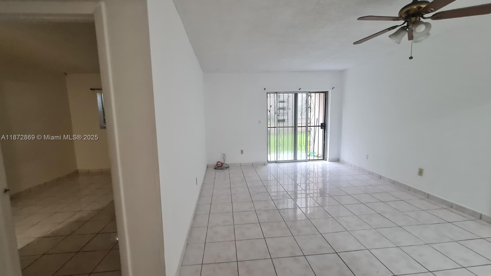 EL CID CONDO - Residential