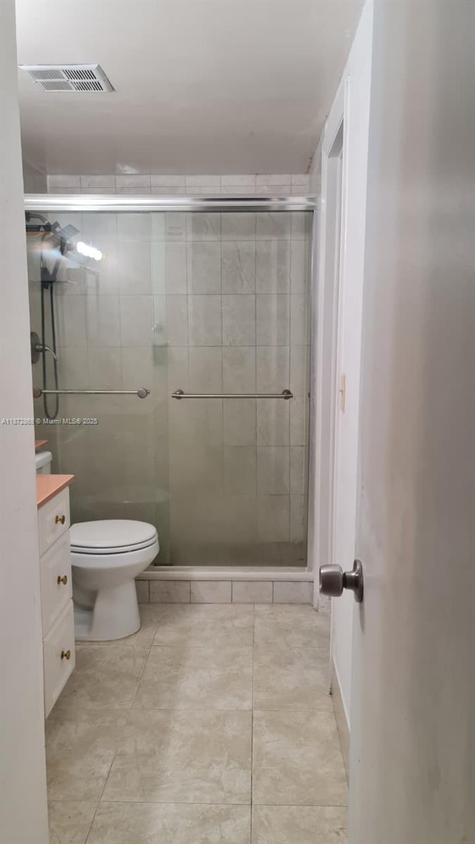 EL CID CONDO - Residential