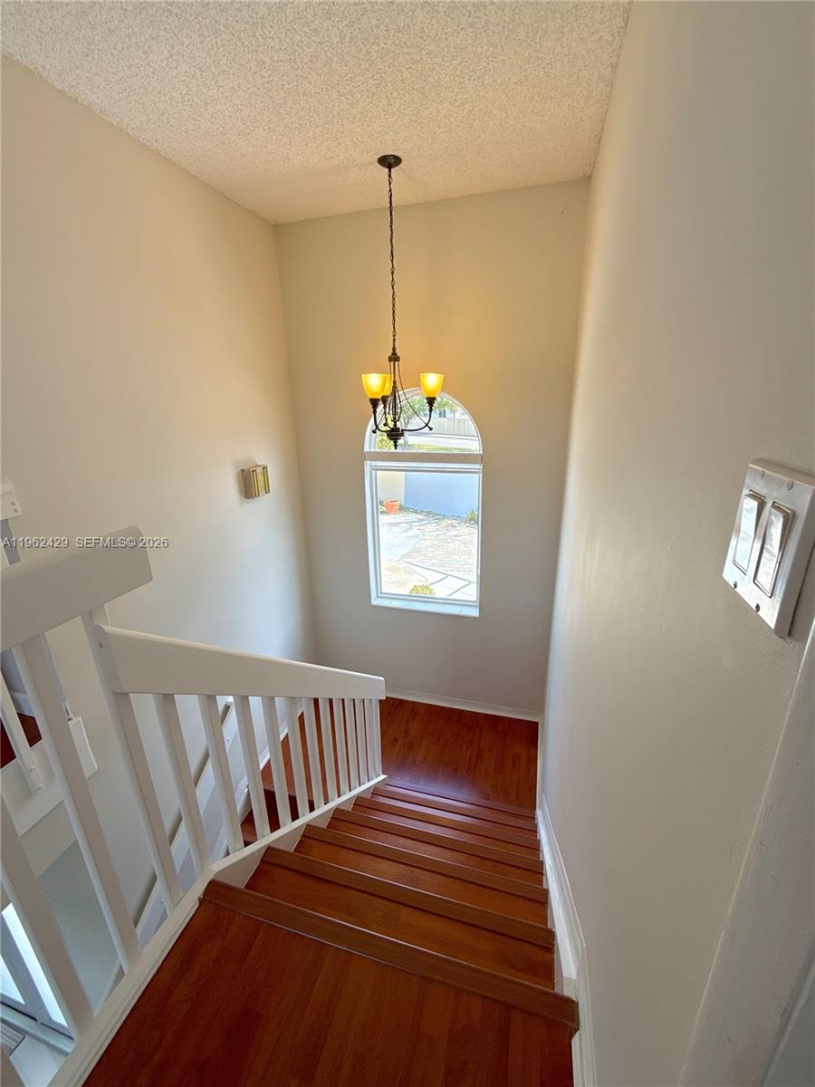 LAKES ON THE GREEN - SEC - Residential