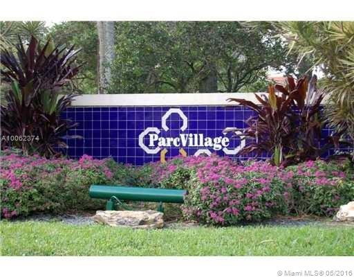 GREAT PLACE TO RENT*TOTAL LIVING AREA ON 2ND FLOOR*TILE FLOORS THROUGHOUT*OVERSIZED MASTER W/LARGE WALK-IN CLOSET*UPGRADED KITCHEN*WASHER & DRYER IN THE UNIT*EXTERIOR STORAGE SPACE*PARK OUTSIDE YOUR DOOR*BALCONY GARDEN VIEW*MAXIMUM 3 OCCUPANTS*CREDIT SCORE 650 OR HIGHER*NEAR TO SAWGRASS MALL AND BROWARD MALL*NON SMOKER*SERVICE AMERICA PLAN*