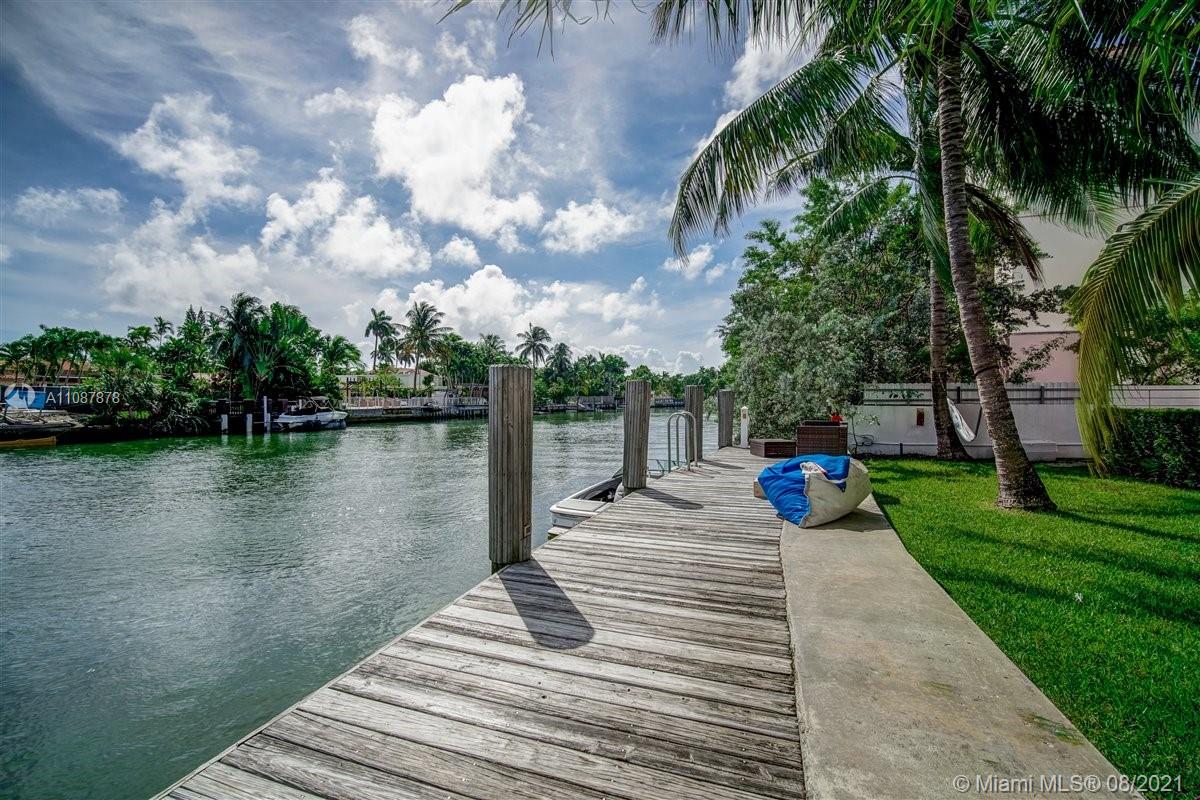 THE WATERCLUB CONDO - Residential