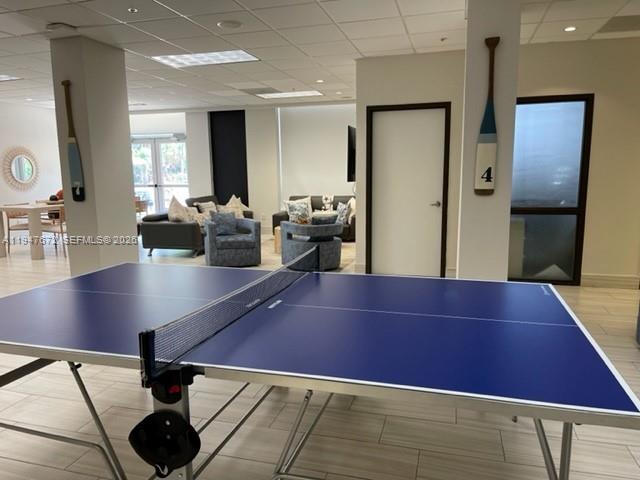 OCEANVIEW BUILDING A COND - Residential