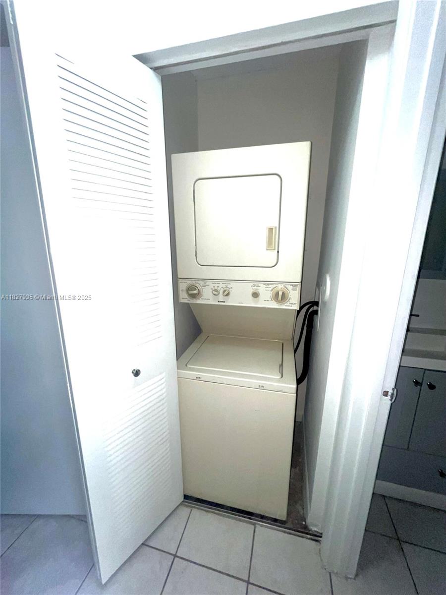 REFLECTIONS AT PEMBROKE P - Residential