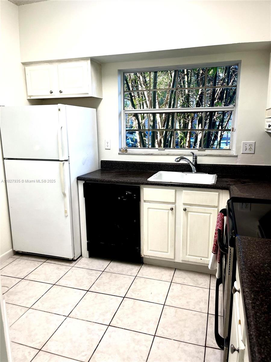 REFLECTIONS AT PEMBROKE P - Residential