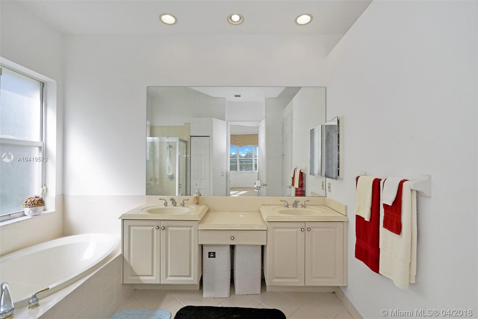 LIDO ISLES - Residential