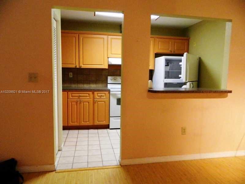 MILLER VILLAS CONDO - Residential Lease