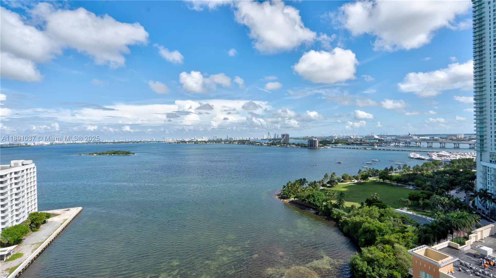 PARAMOUNT BAY CONDO - Residential Lease