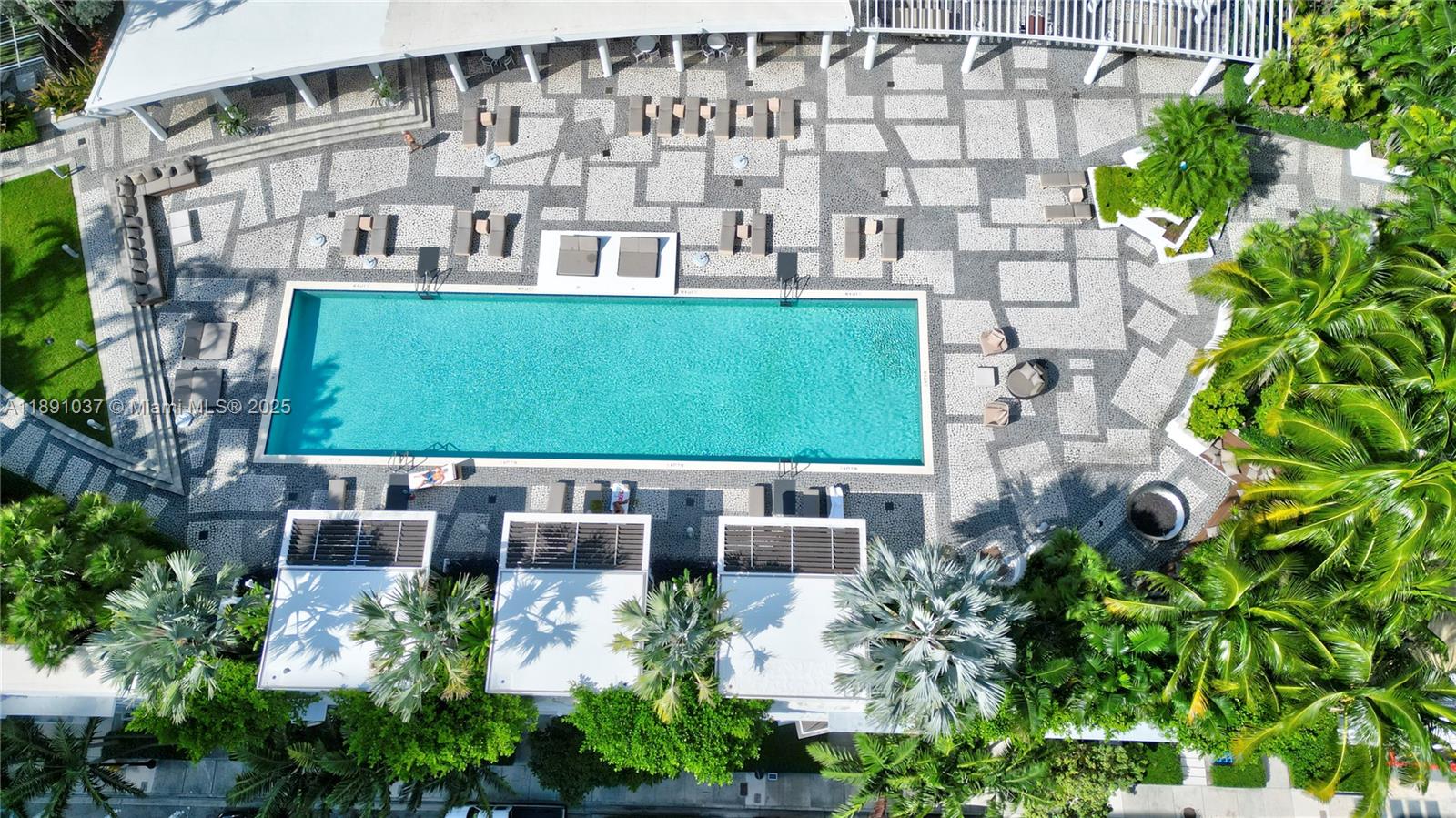 PARAMOUNT BAY CONDO - Residential Lease