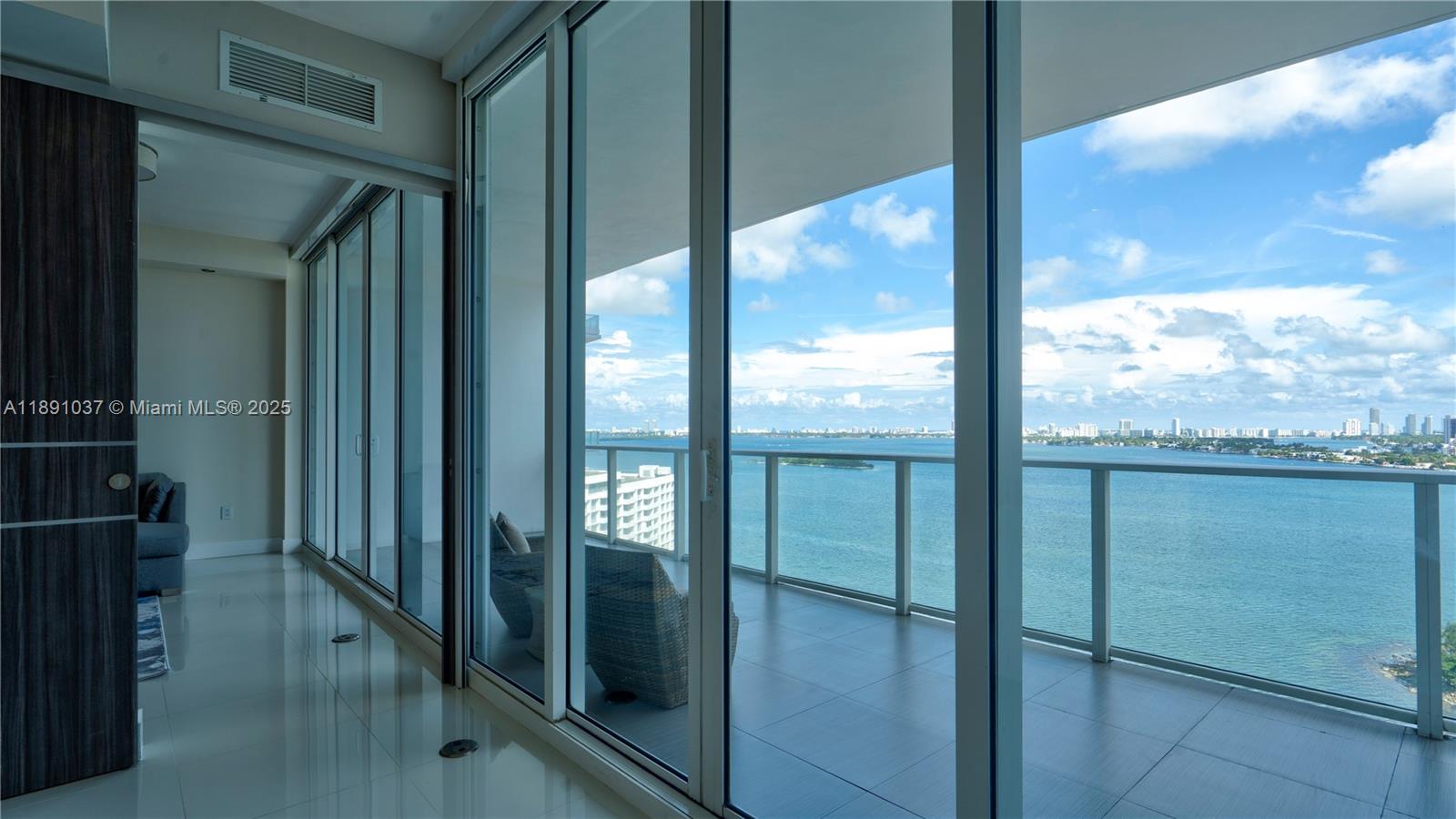 PARAMOUNT BAY CONDO - Residential Lease