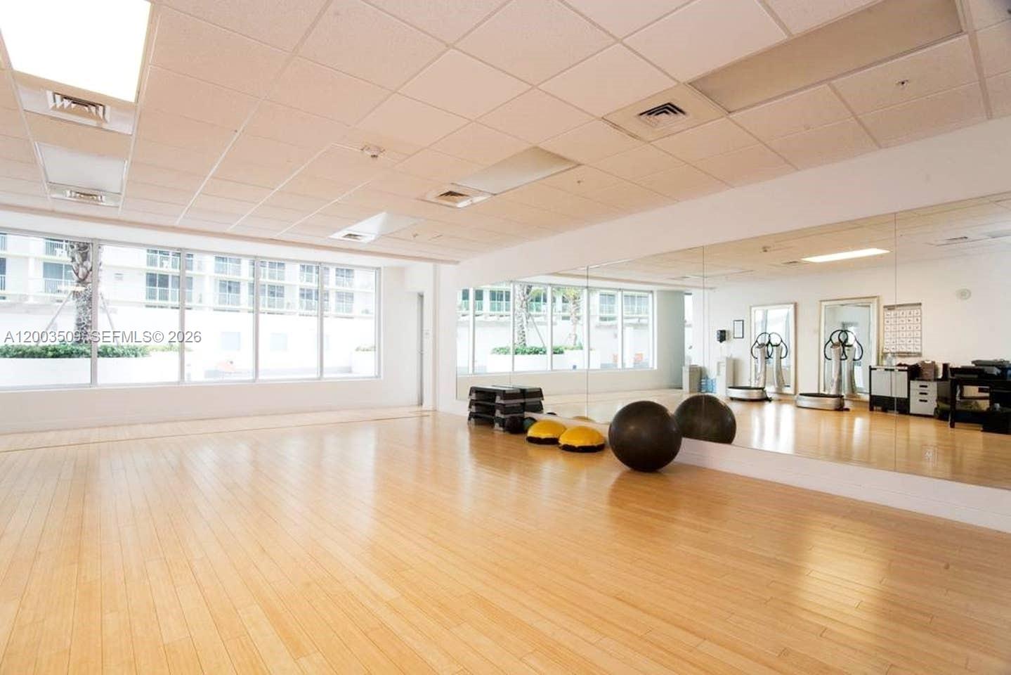 OPERA TOWER CONDO - Residential