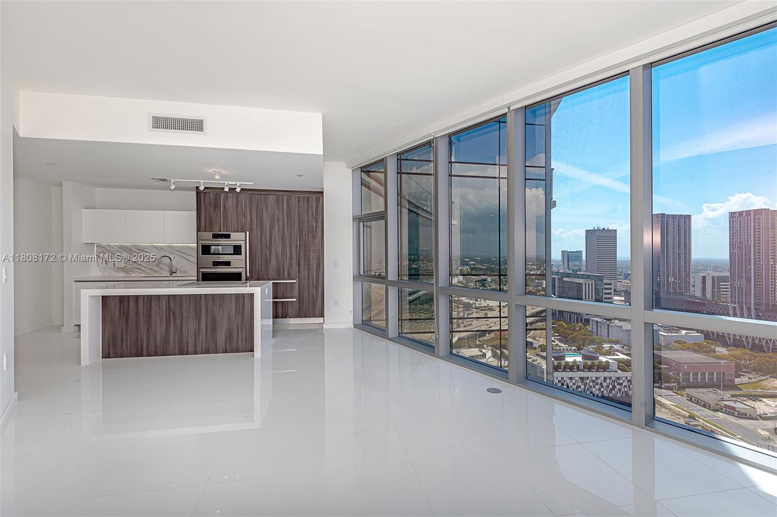Rental Property at 851 Ne 1st Ave 3102, Miami, Broward County, Florida - Bedrooms: 1 
Bathrooms: 2  - $4,900 MO.