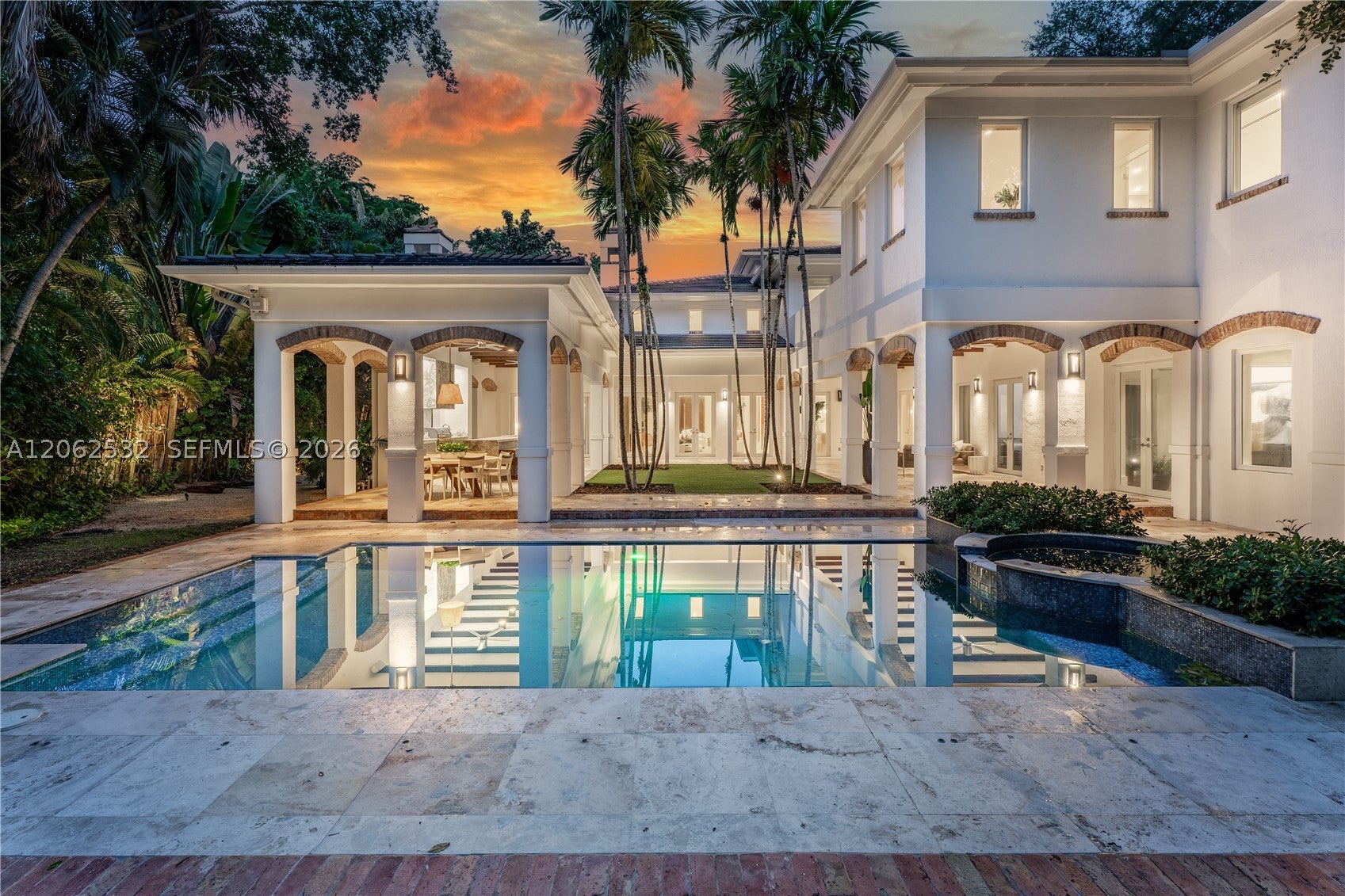 2820 Brickell Ave