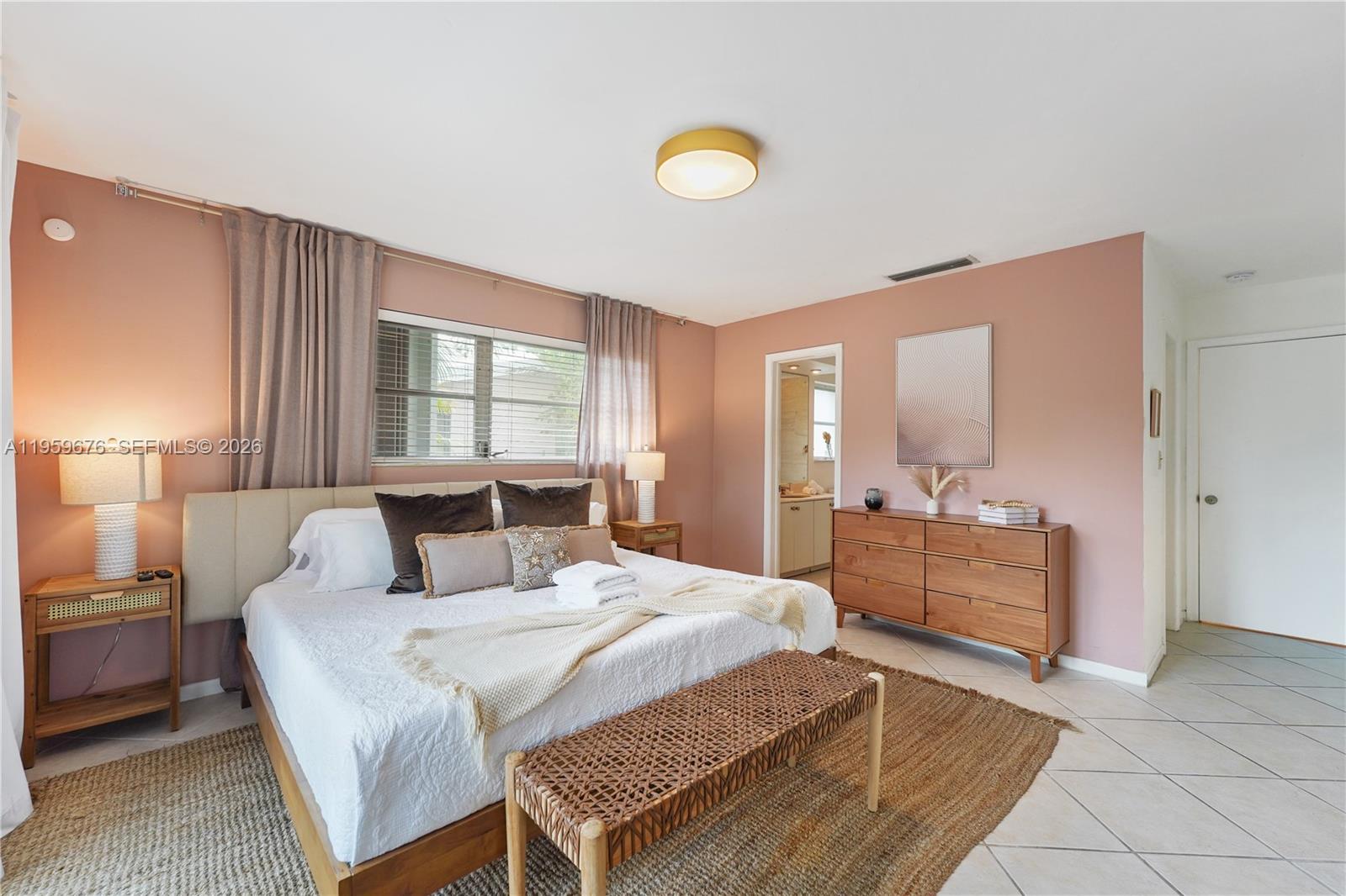 IMPERIAL POINT 3RD SEC - Residential