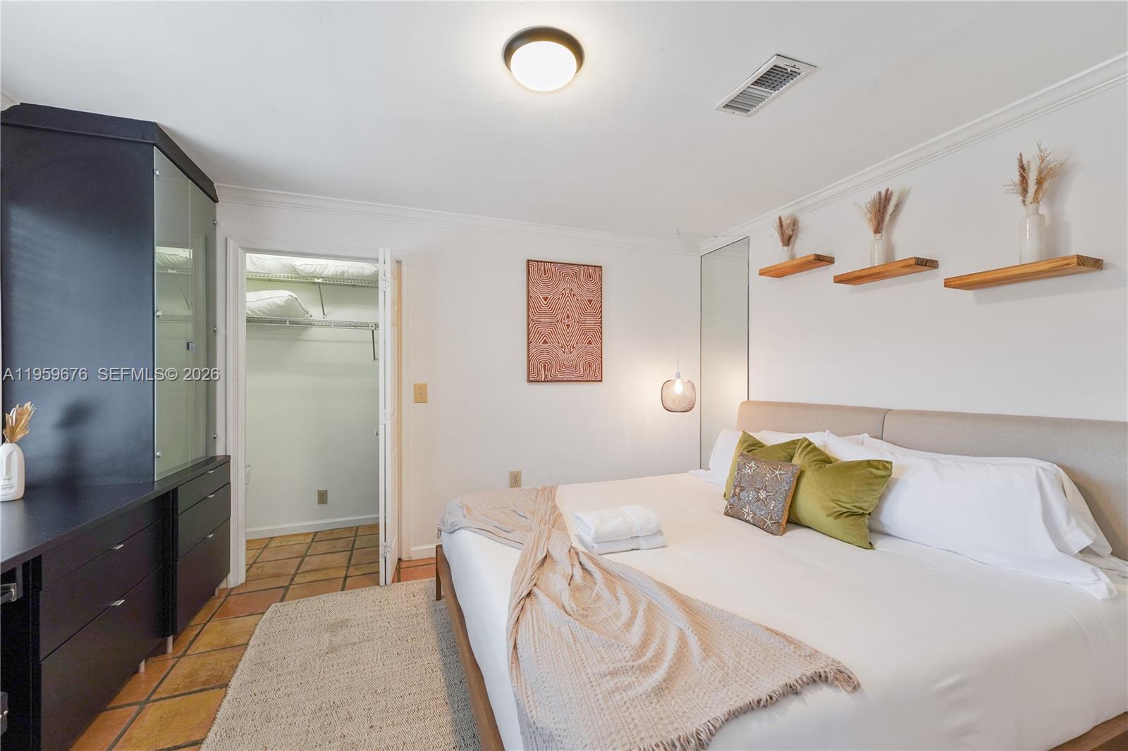 IMPERIAL POINT 3RD SEC - Residential