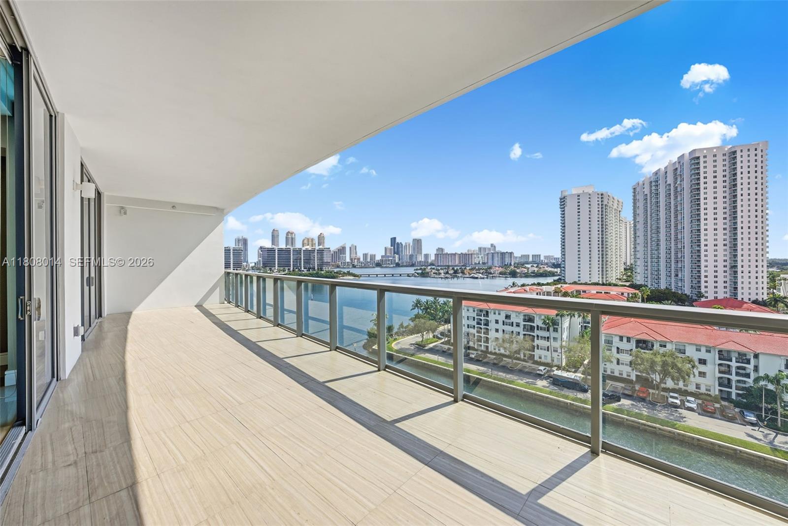 ECHO CONDO - Residential