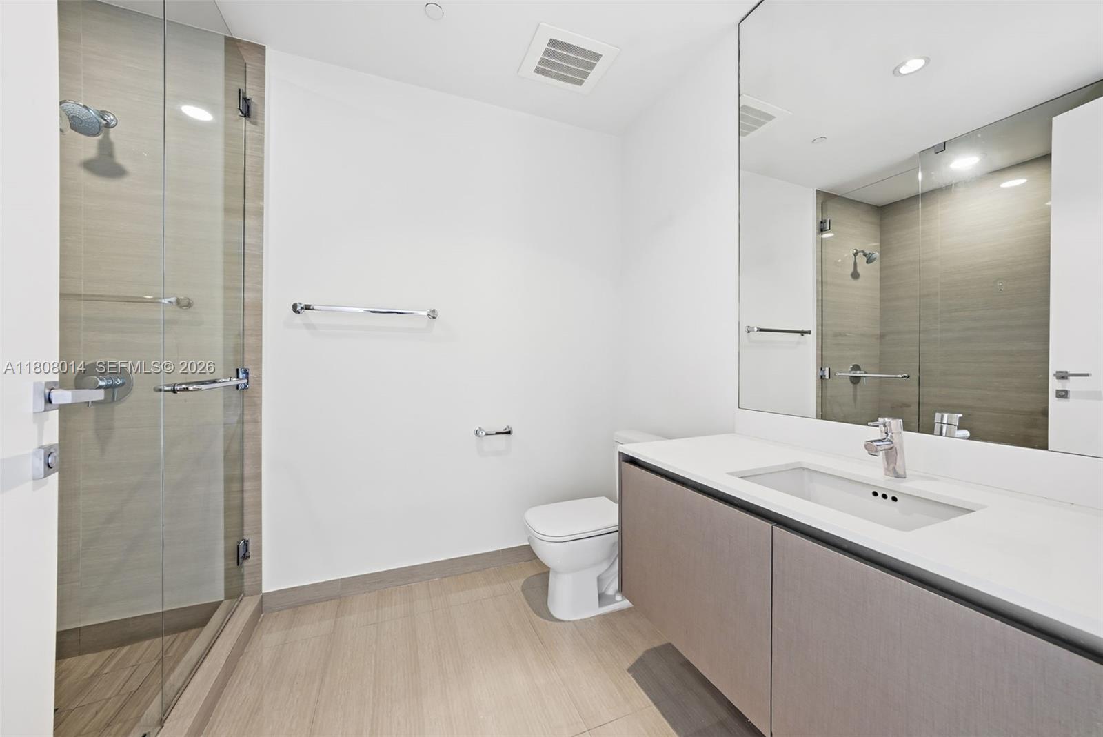 ECHO CONDO - Residential