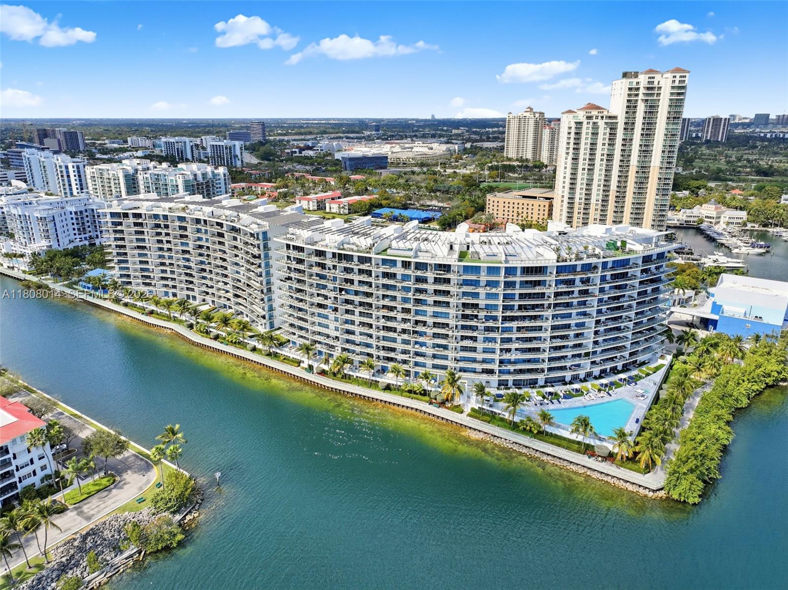 ECHO CONDO - Residential