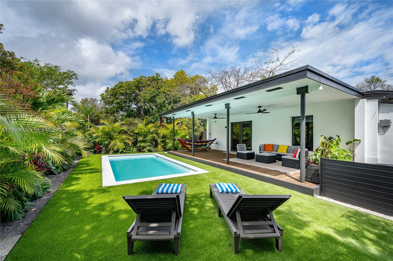 BAY VISTA PARK - Residential