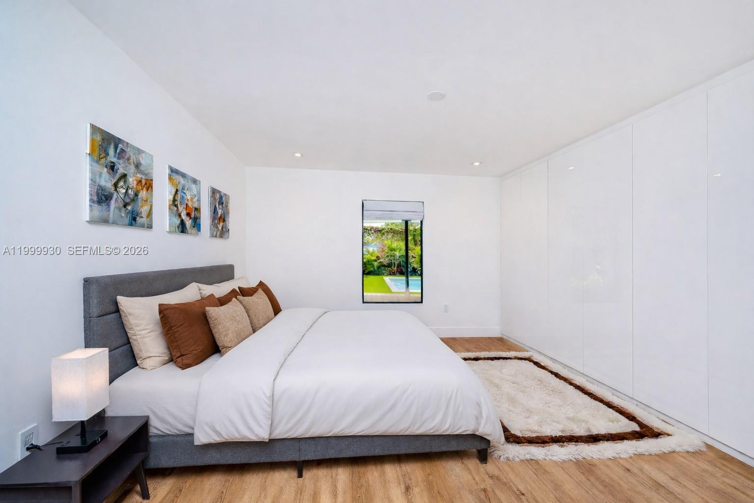 BAY VISTA PARK - Residential