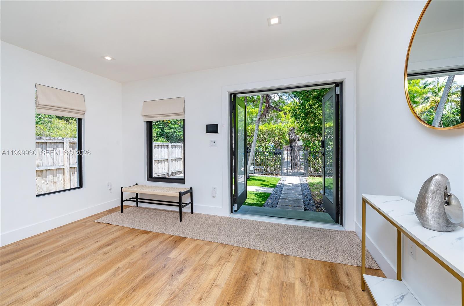 BAY VISTA PARK - Residential