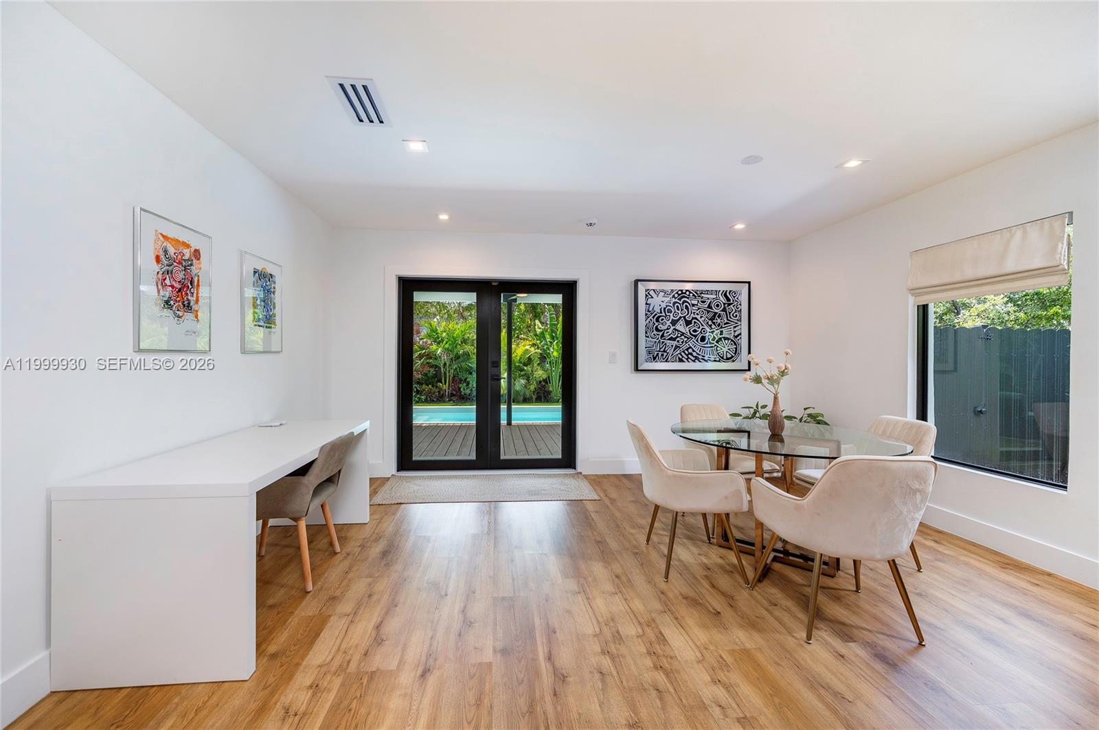 BAY VISTA PARK - Residential