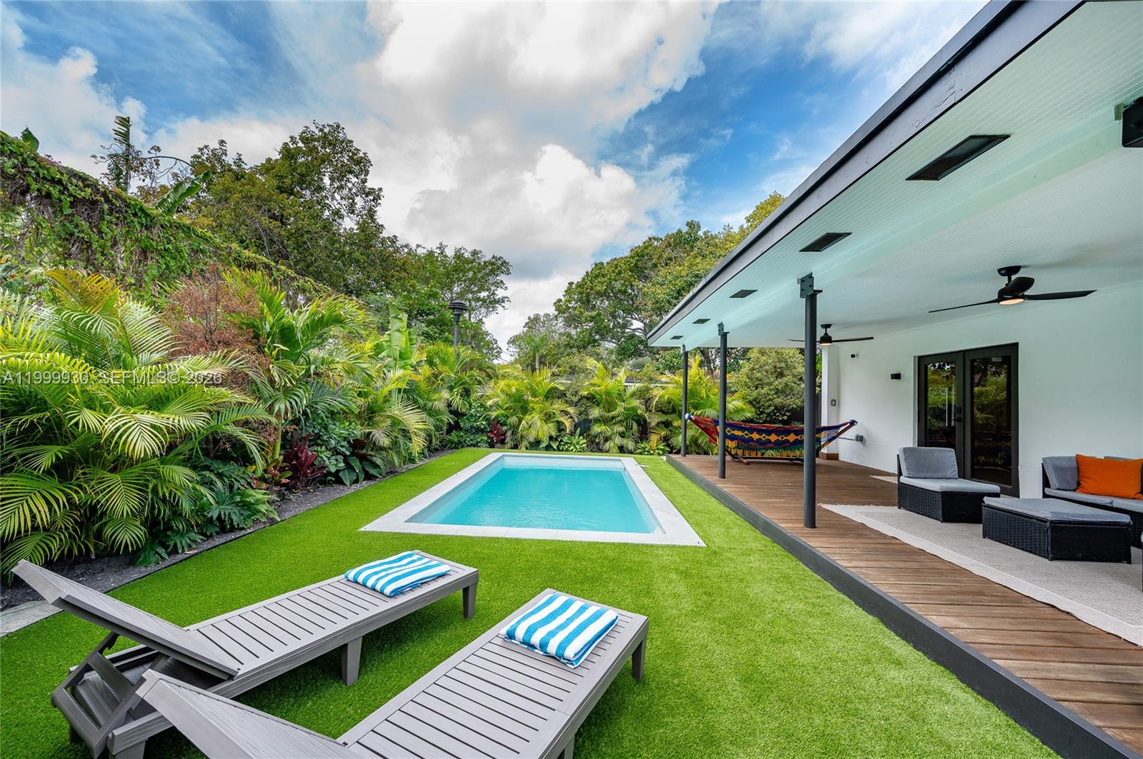 BAY VISTA PARK - Residential