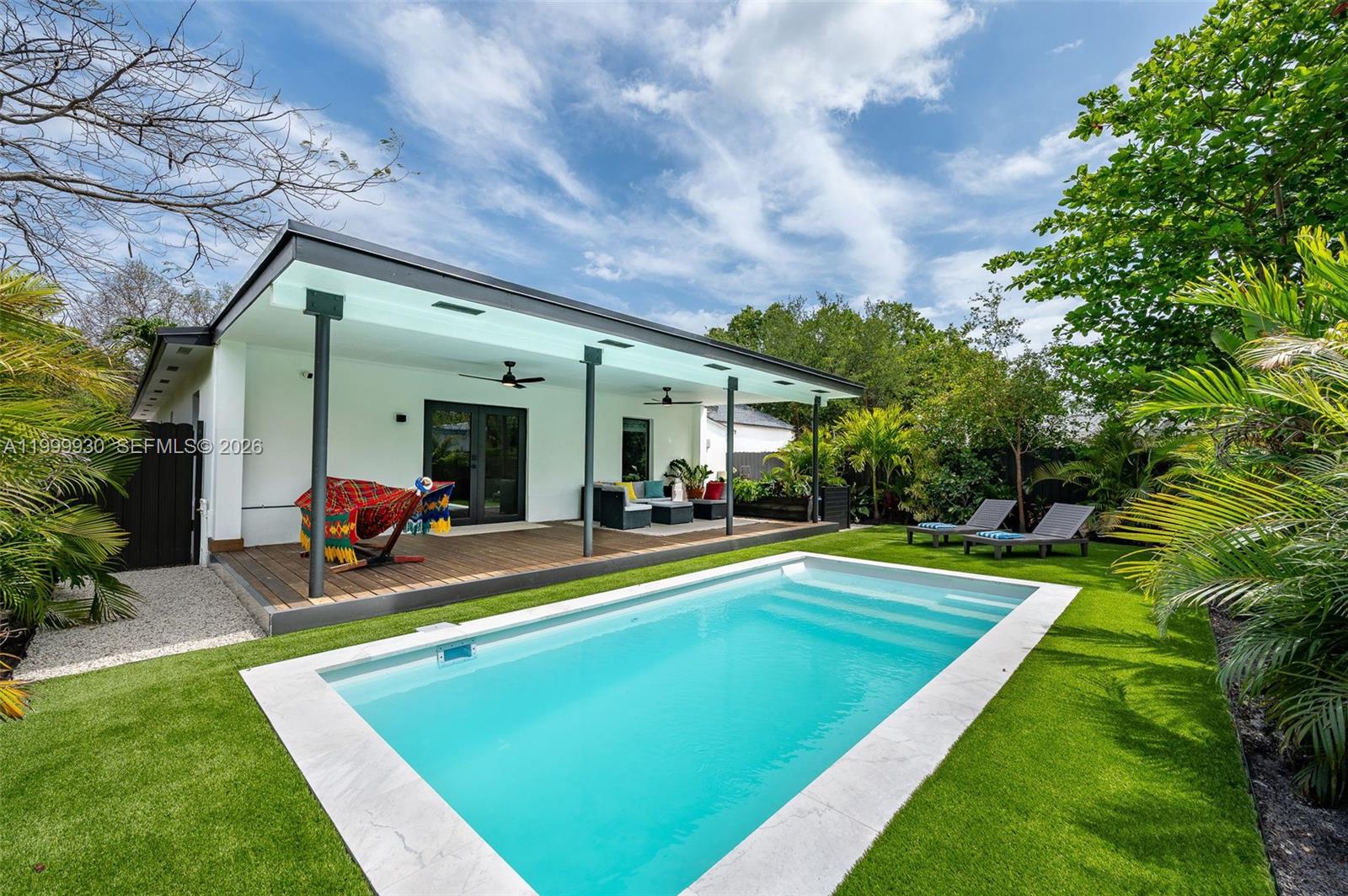 BAY VISTA PARK - Residential