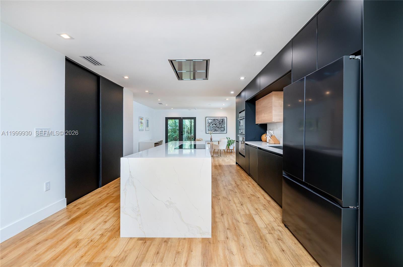 BAY VISTA PARK - Residential