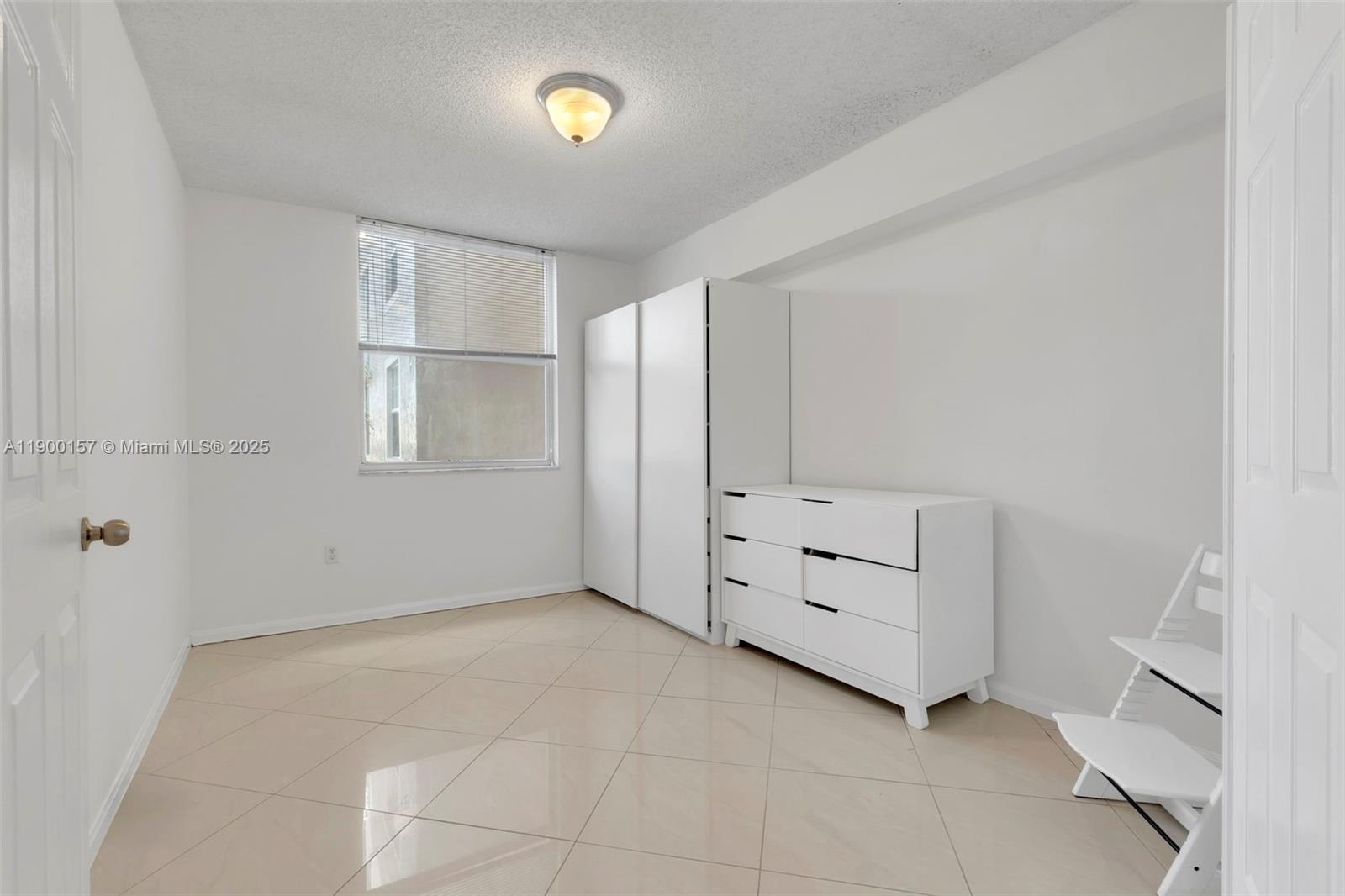 REGENT PARK CONDO - Residential