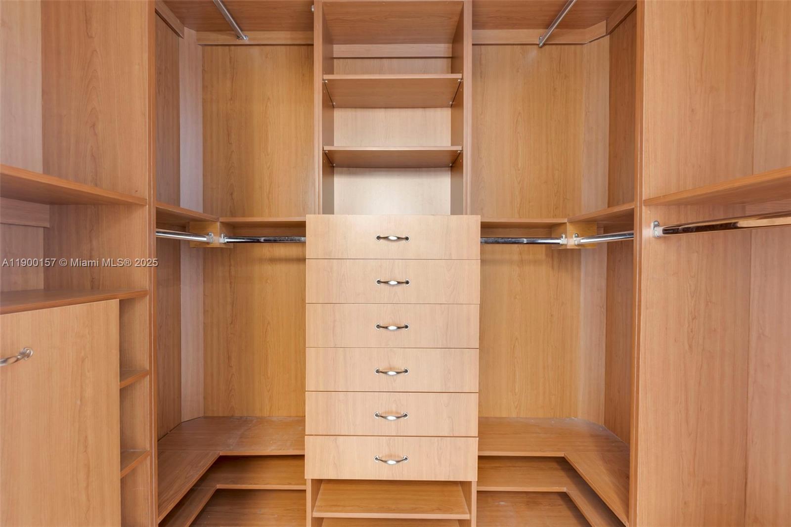 REGENT PARK CONDO - Residential