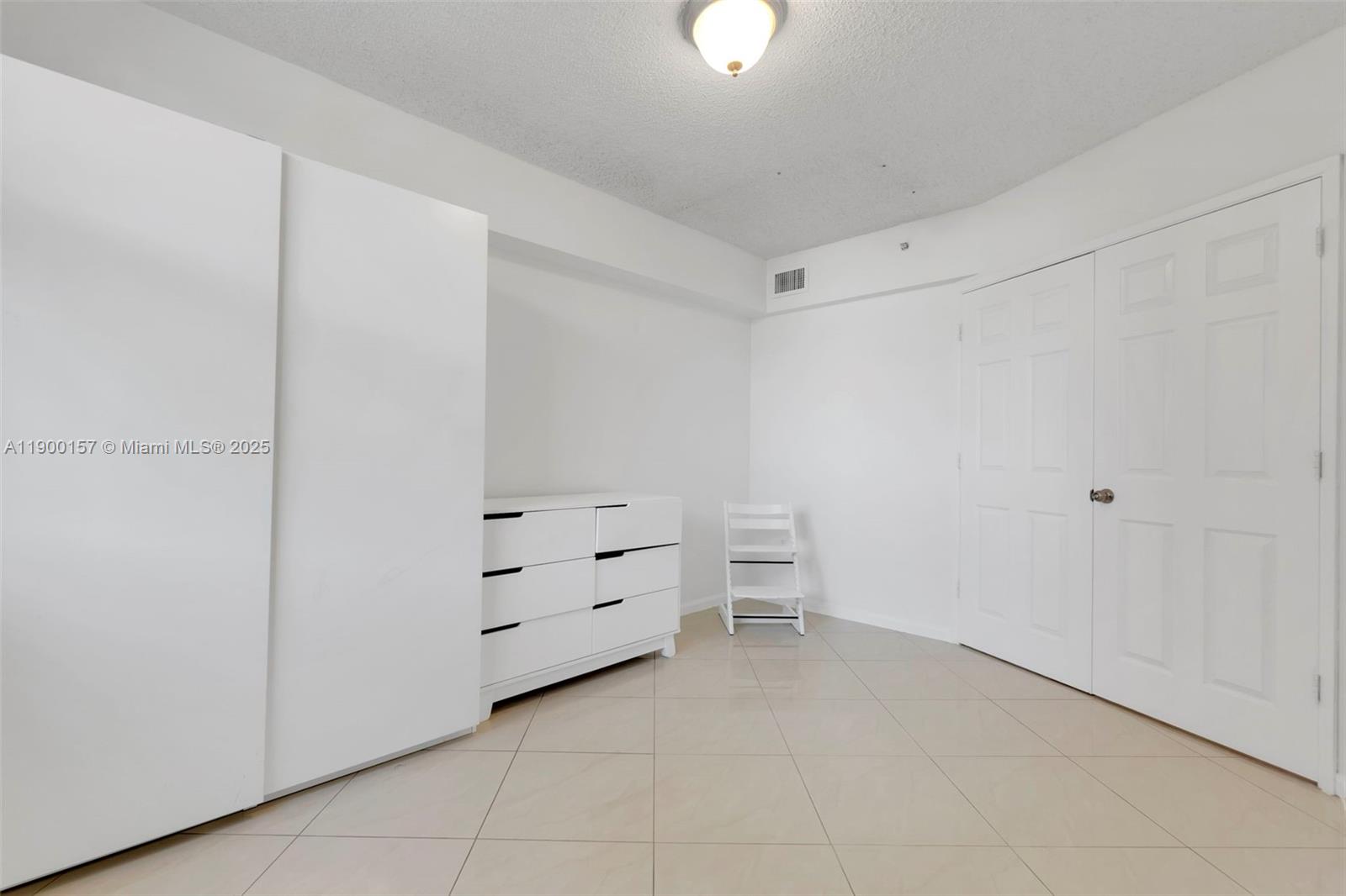REGENT PARK CONDO - Residential