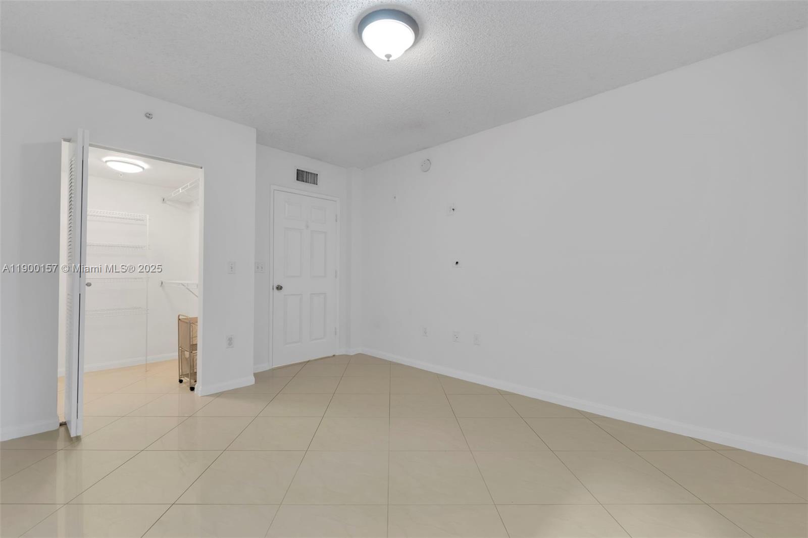 REGENT PARK CONDO - Residential