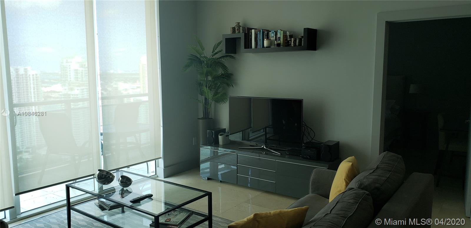 THE PLAZA 851 BRICKELL CO - Residential Lease