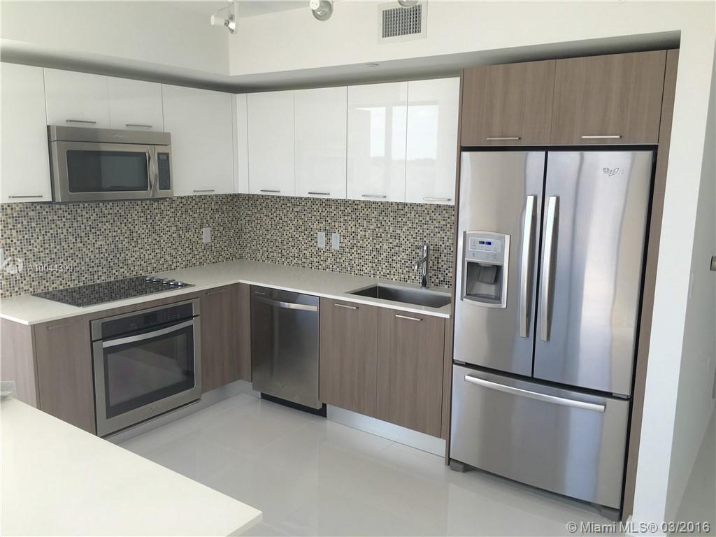 5252 PASEO BLVD - Residential Lease