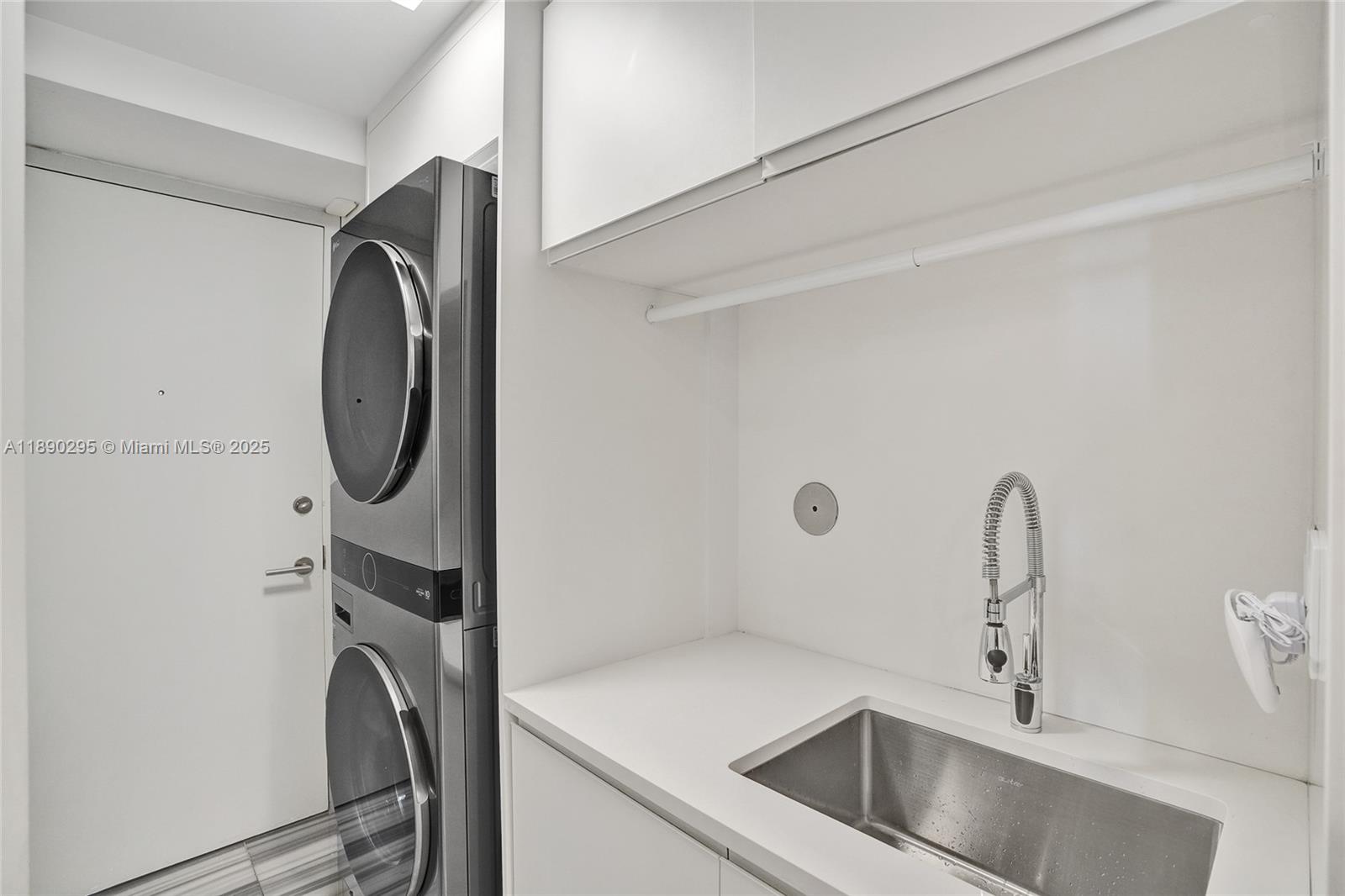 ACQUALINA OCEAN RESIDENCE - Residential Lease