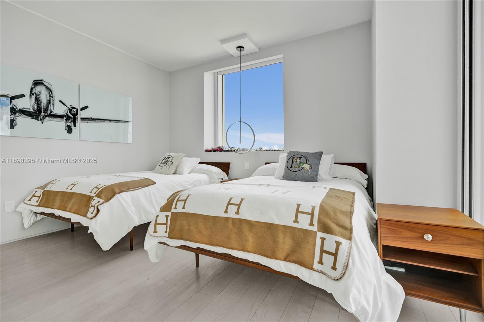 ACQUALINA OCEAN RESIDENCE - Residential Lease