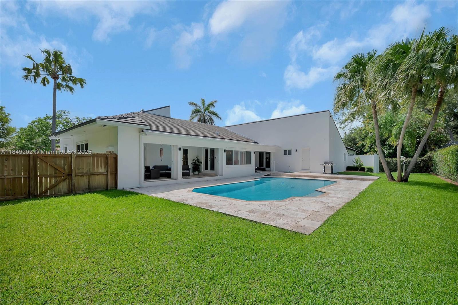 PAMPA ESTATES - Residential