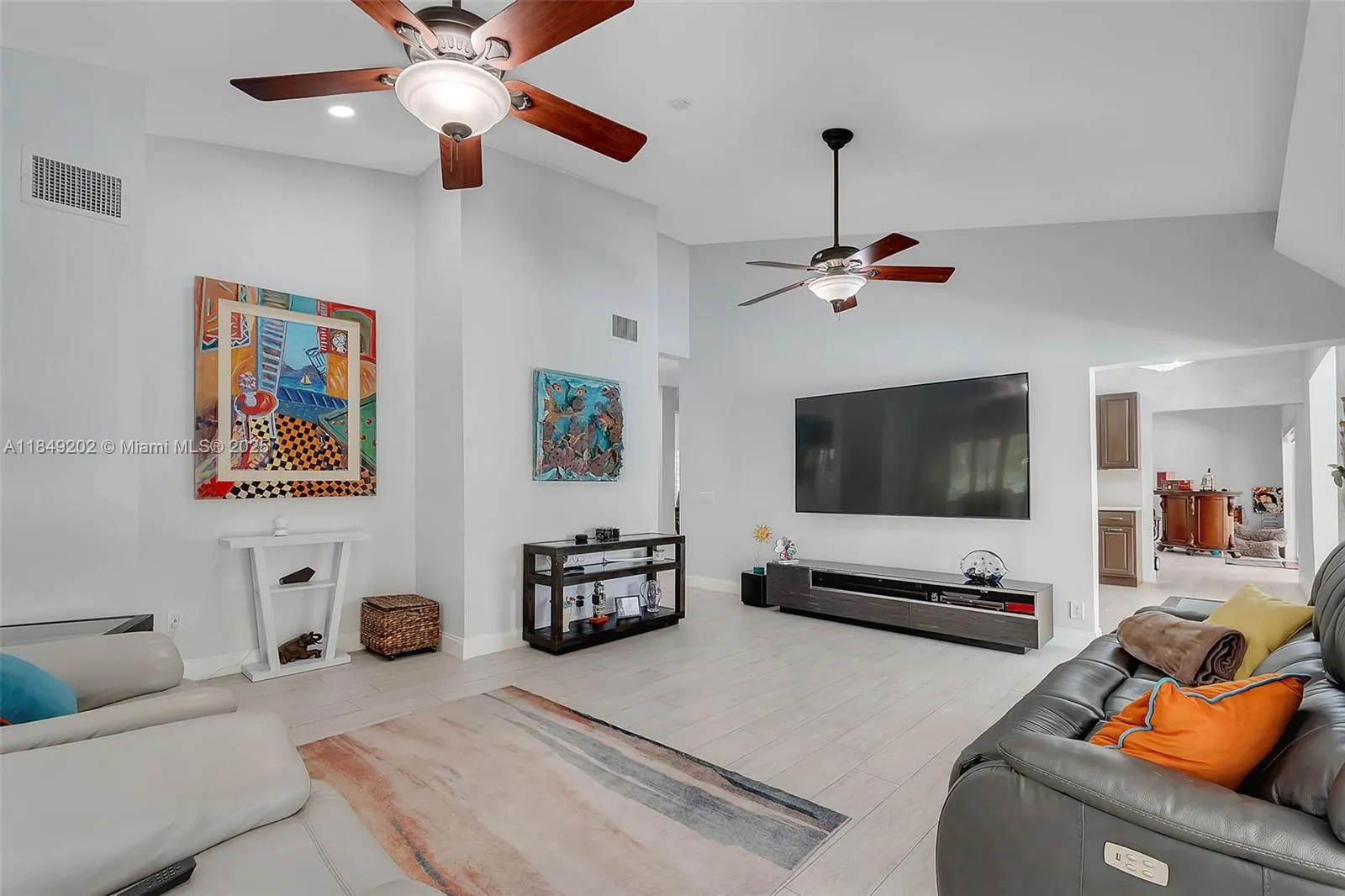 Pinecrest, Florida 33156, United States, 4 Bedrooms Bedrooms, ,3 BathroomsBathrooms,Residential,Active,182472