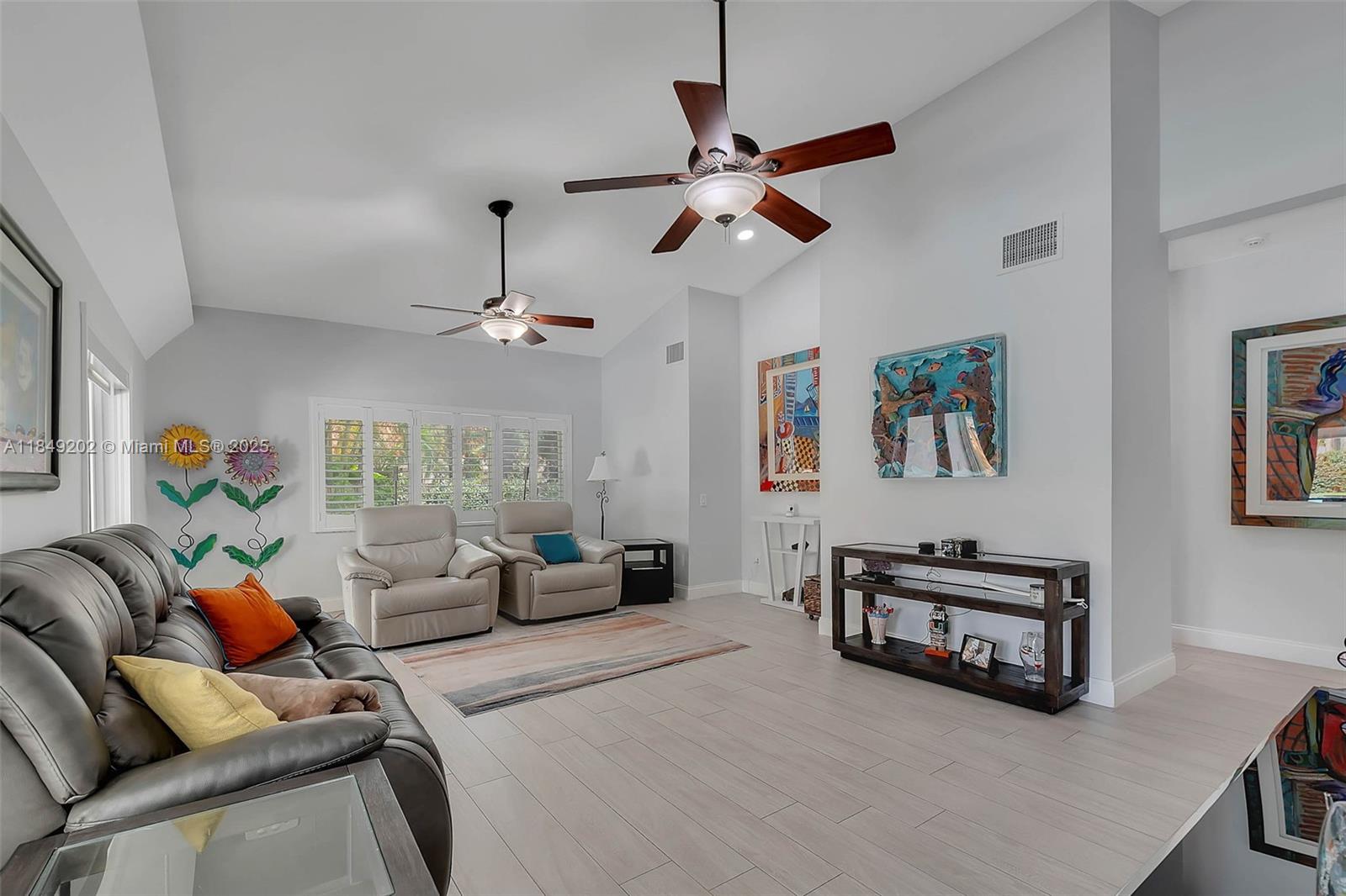 PAMPA ESTATES - Residential