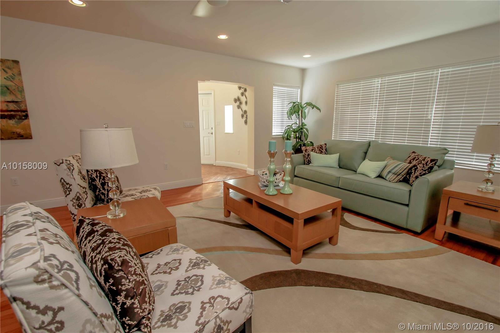 Hollywood 1-21 B - Residential