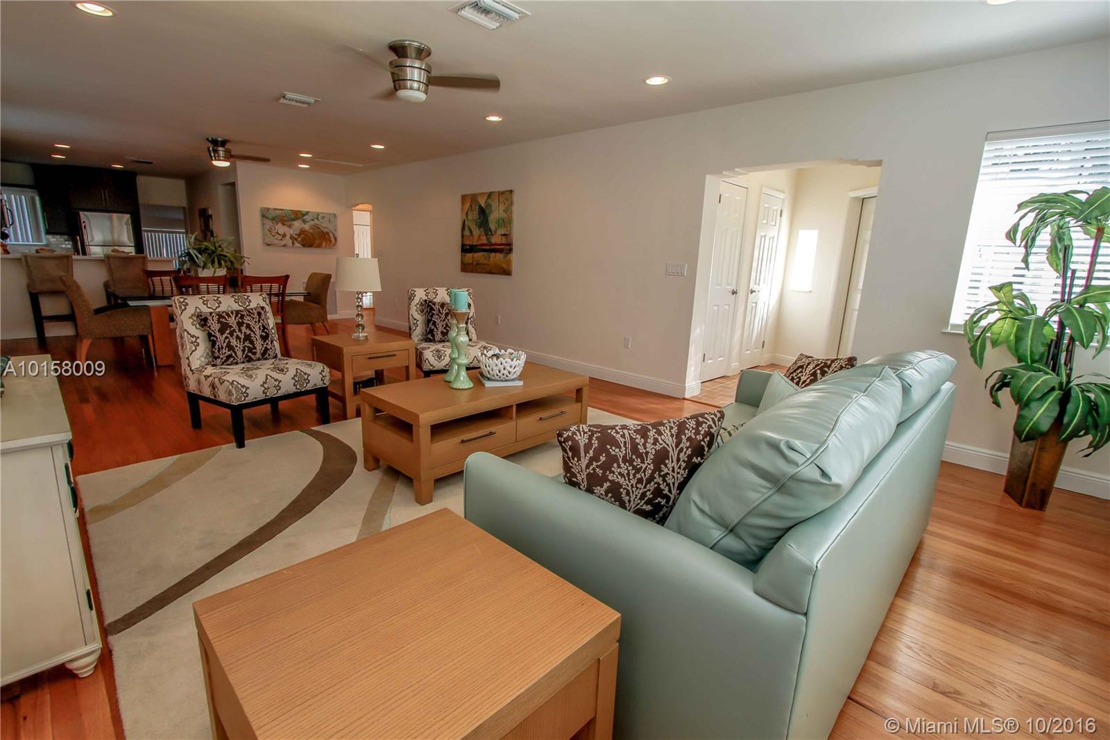 Hollywood 1-21 B - Residential