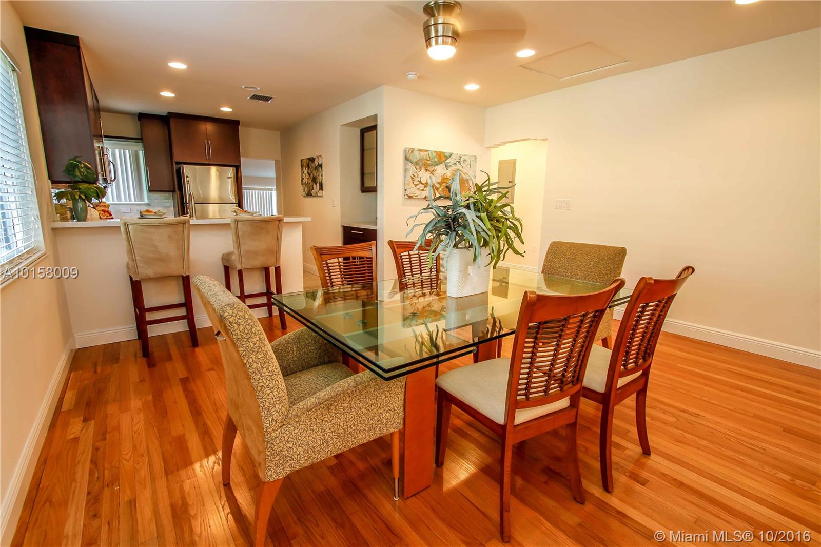 Hollywood 1-21 B - Residential